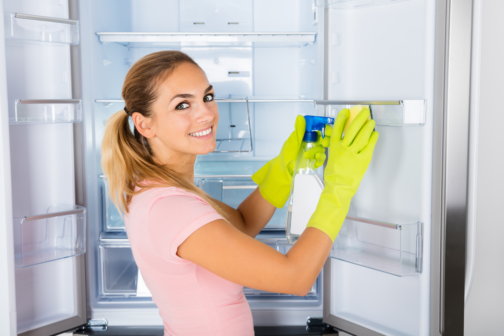 move in cleaning service-Refrigerator Cleaning